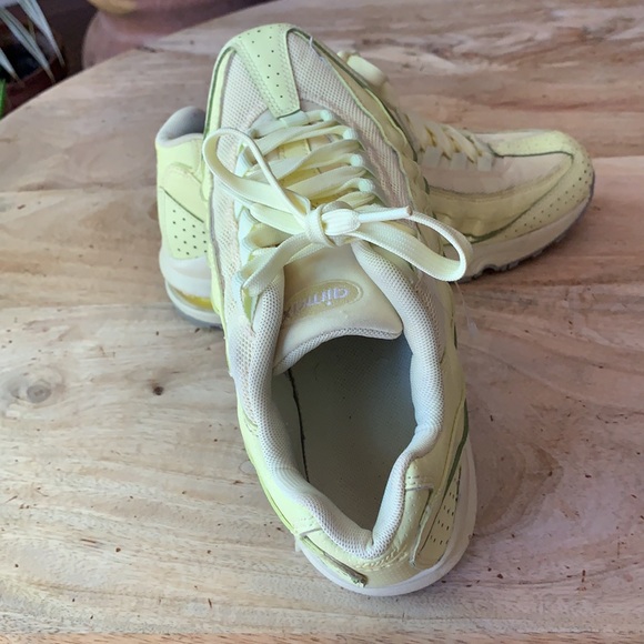 NIKE Air Max 95 SE GS ‘Citron’ Sneakers - Size 6Y - Picture 5 of 8